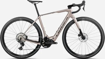 DENNA M30 2025